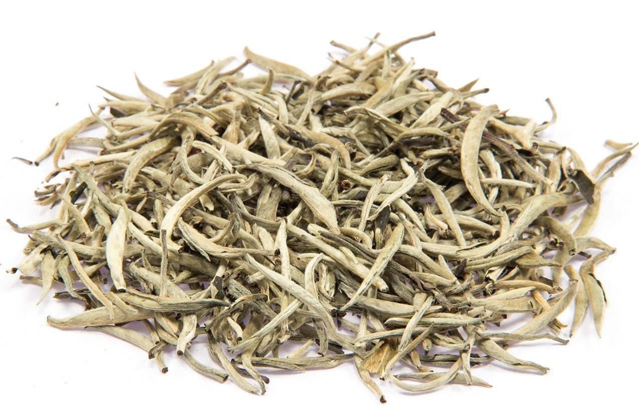 Aguja amarilla de Yunnan, China. 50 g